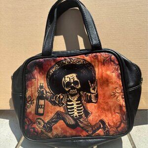 Skull black leather purse